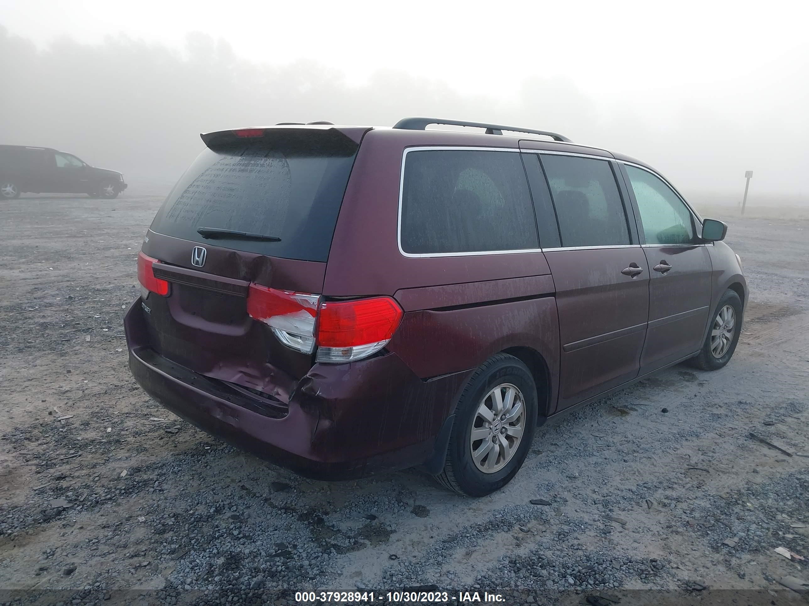 Photo 5 VIN: 5FNRL386X8B417051 - HONDA ODYSSEY 