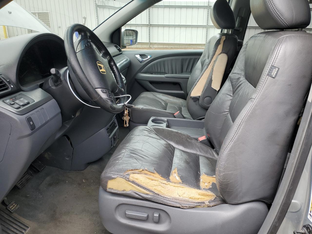 Photo 6 VIN: 5FNRL38706B122529 - HONDA ODYSSEY 