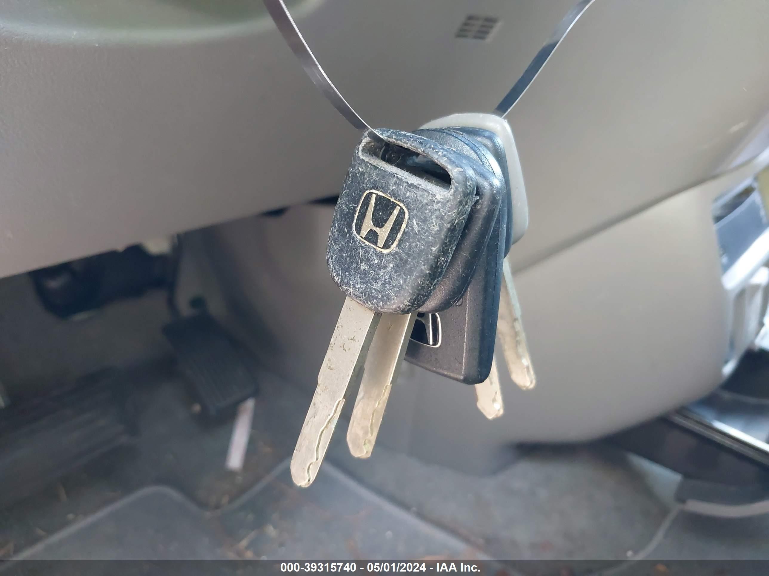 Photo 10 VIN: 5FNRL38708B011529 - HONDA ODYSSEY 