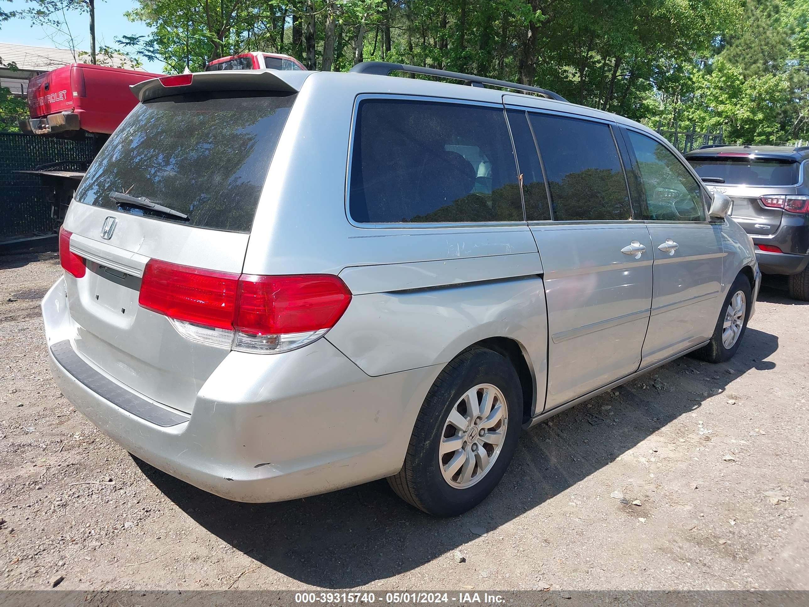 Photo 3 VIN: 5FNRL38708B011529 - HONDA ODYSSEY 