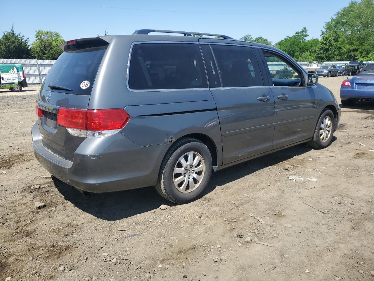 Photo 2 VIN: 5FNRL38708B053991 - HONDA ODYSSEY 