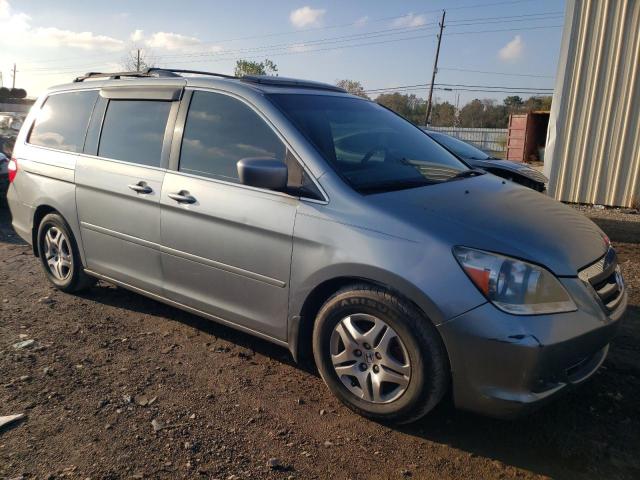 Photo 3 VIN: 5FNRL38716B082736 - HONDA ODYSSEY EX 