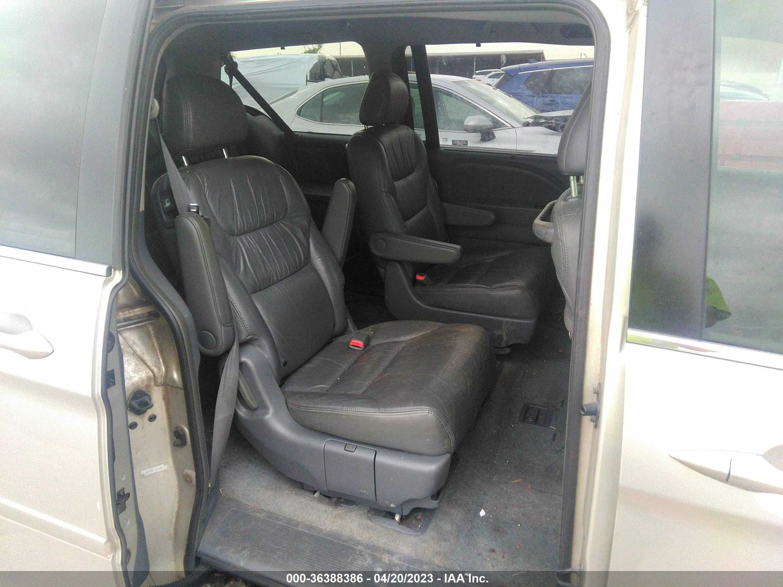 Photo 7 VIN: 5FNRL38716B426629 - HONDA ODYSSEY 