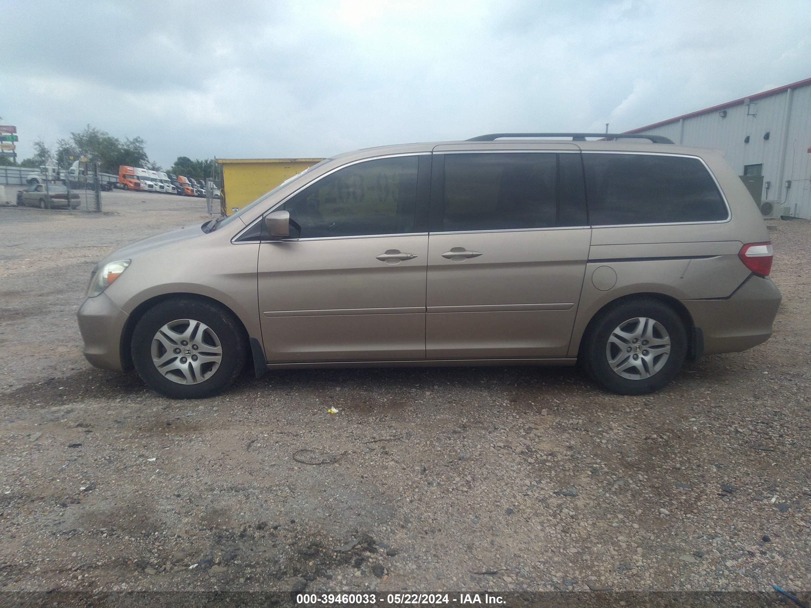 Photo 13 VIN: 5FNRL38716B427070 - HONDA ODYSSEY 