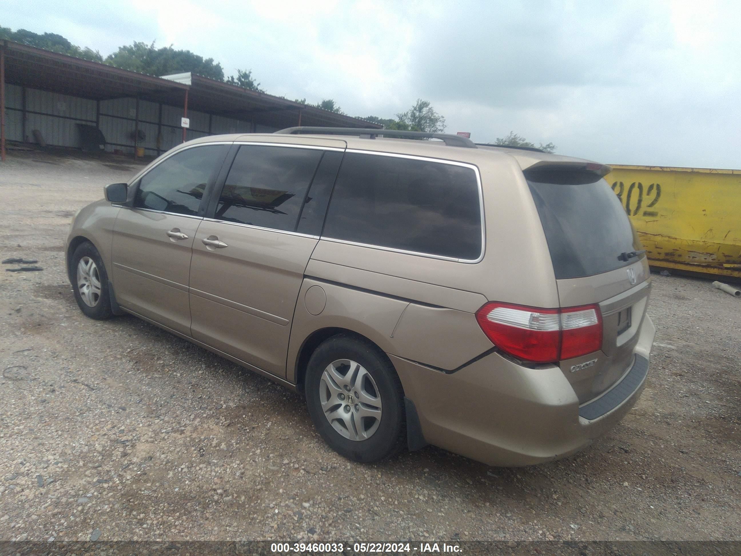 Photo 2 VIN: 5FNRL38716B427070 - HONDA ODYSSEY 