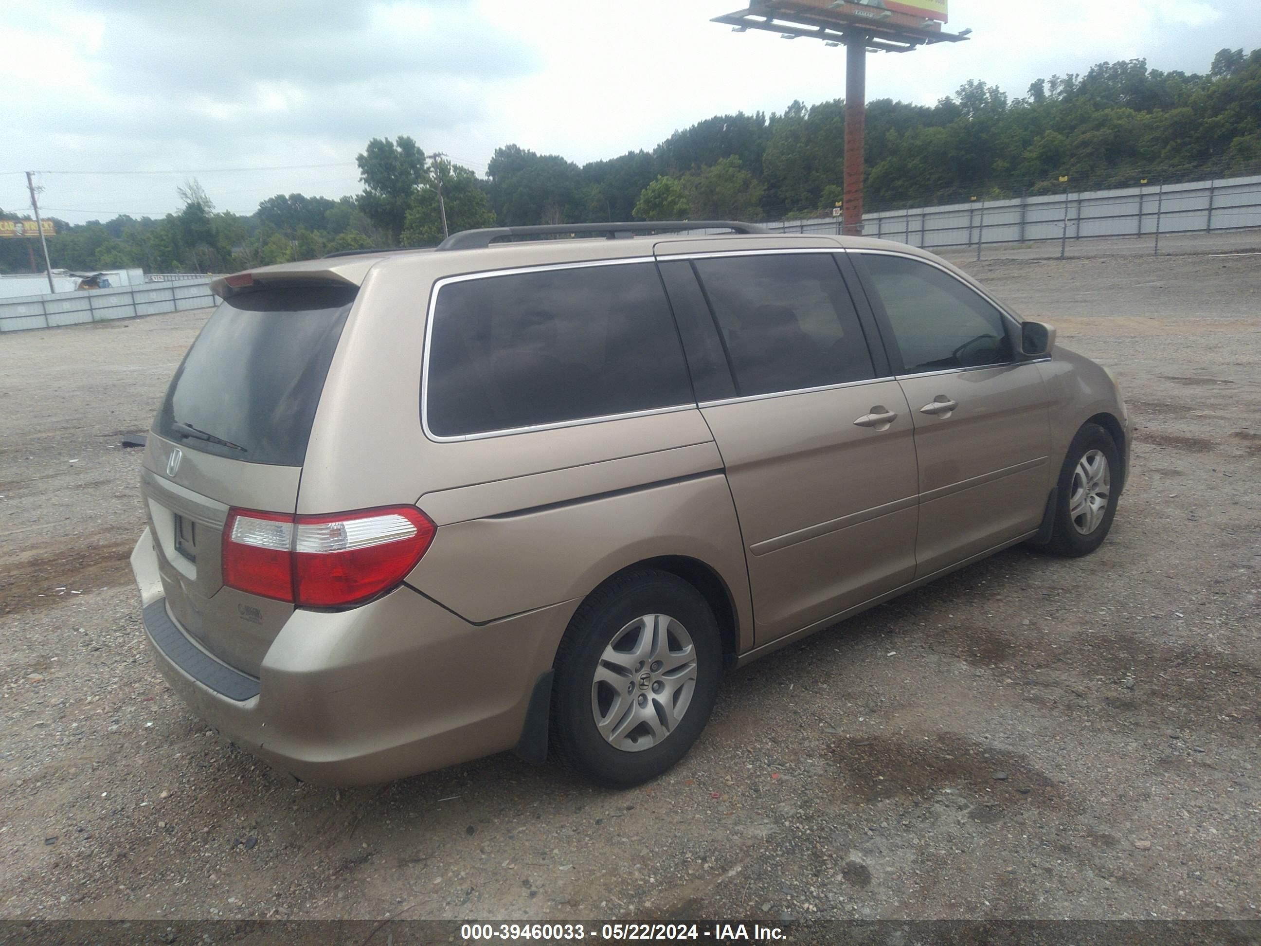 Photo 3 VIN: 5FNRL38716B427070 - HONDA ODYSSEY 