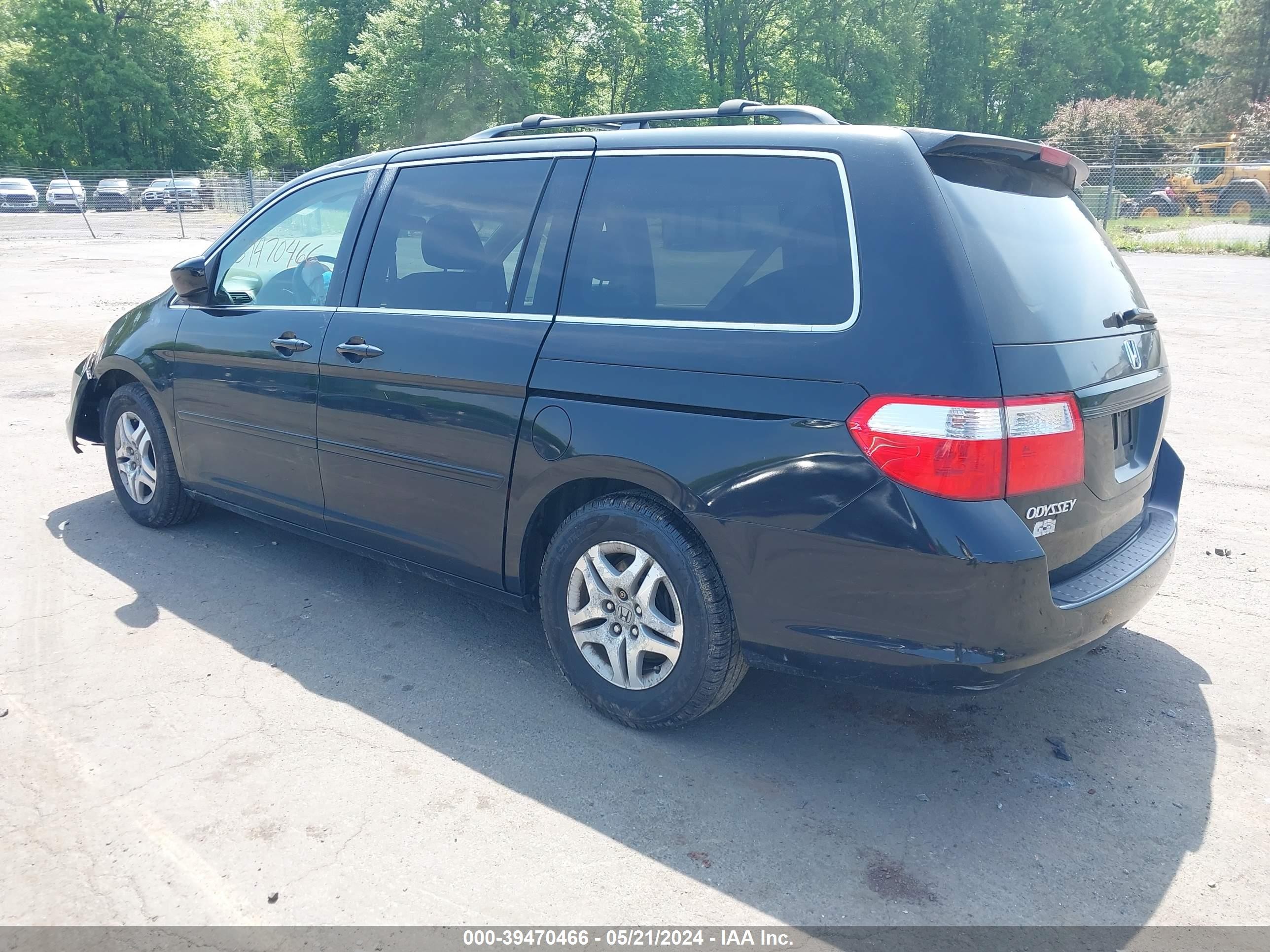 Photo 2 VIN: 5FNRL38717B078848 - HONDA ODYSSEY 