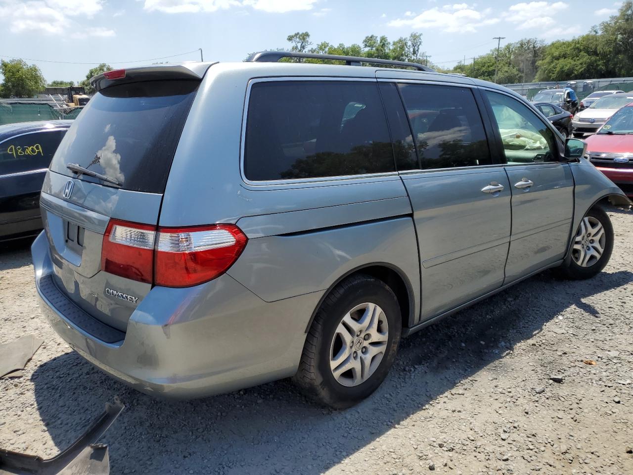 Photo 2 VIN: 5FNRL38717B101156 - HONDA ODYSSEY 