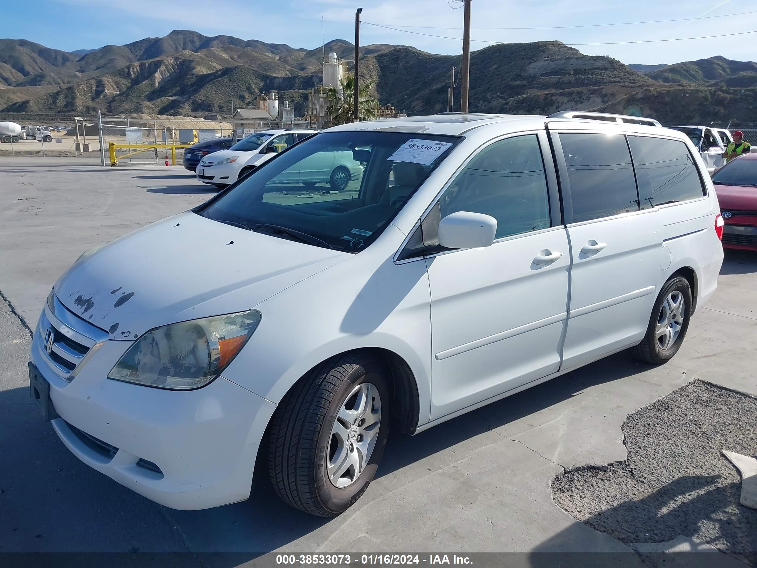 Photo 1 VIN: 5FNRL38717B430326 - HONDA ODYSSEY 