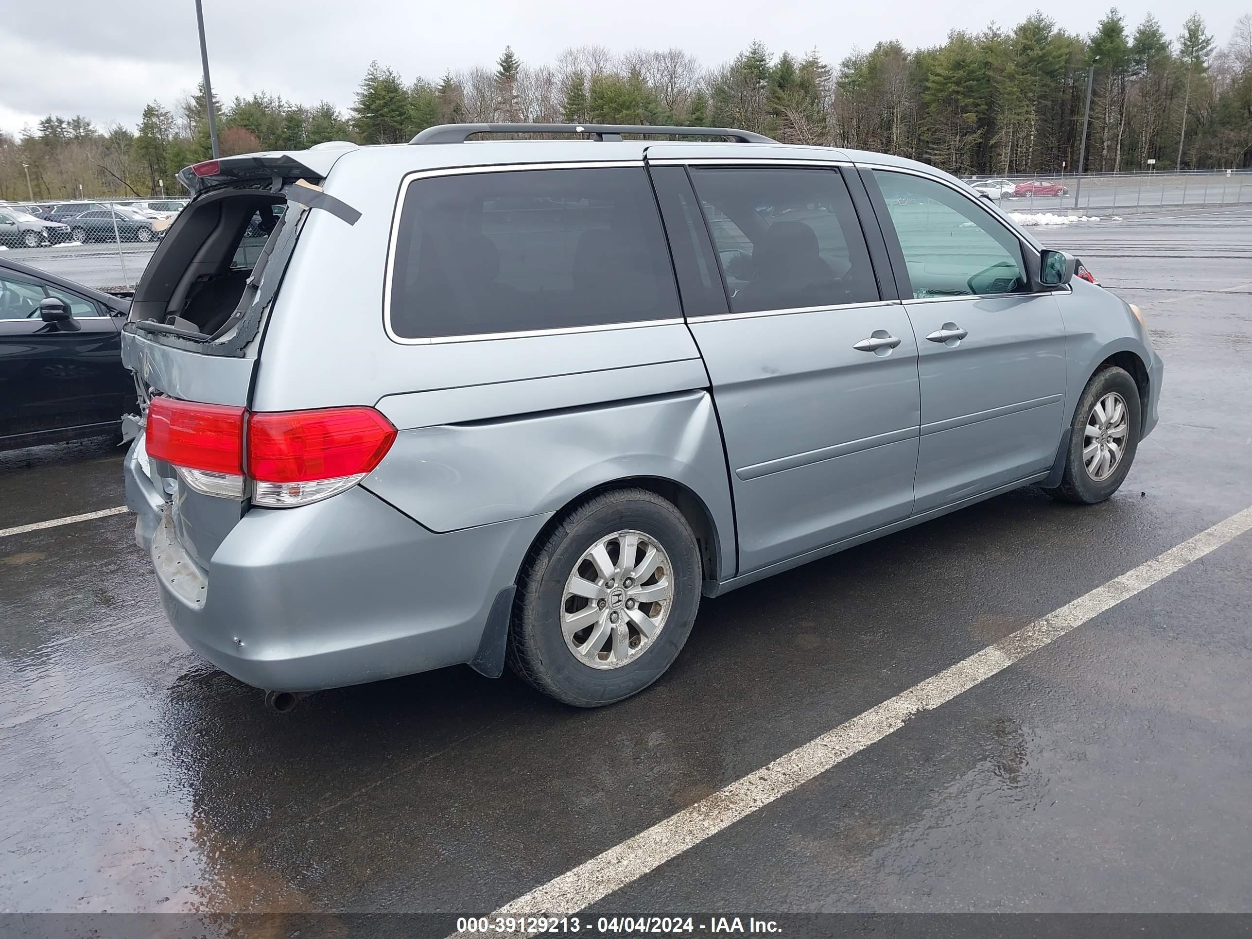 Photo 3 VIN: 5FNRL38718B088345 - HONDA ODYSSEY 