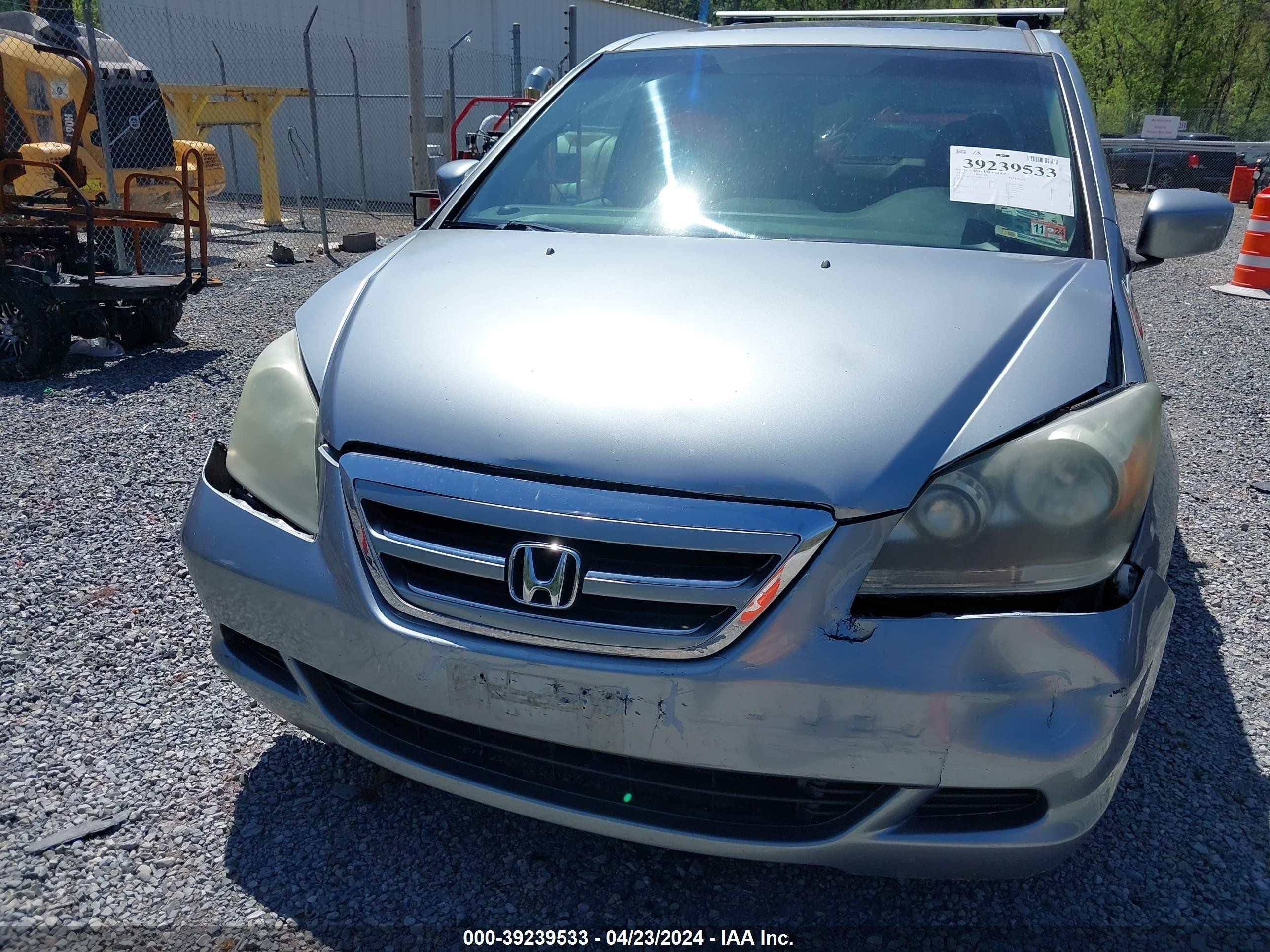 Photo 11 VIN: 5FNRL38726B053729 - HONDA ODYSSEY 