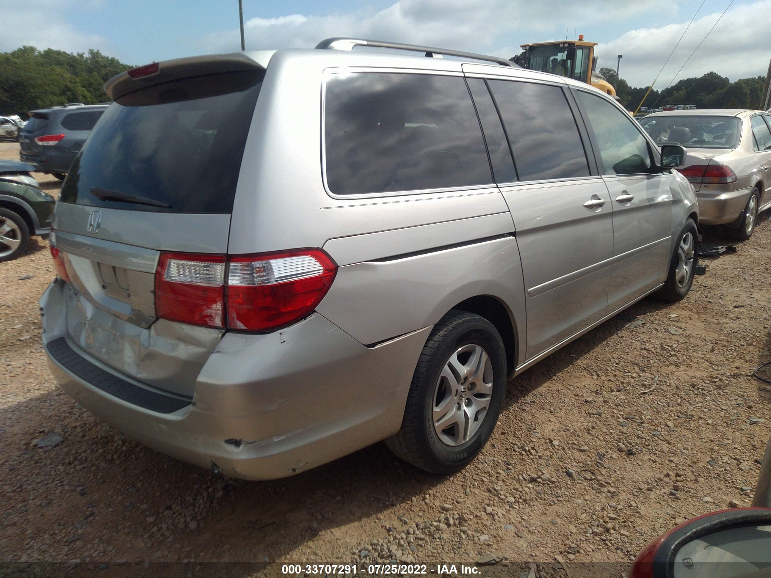 Photo 3 VIN: 5FNRL38726B425733 - HONDA ODYSSEY 