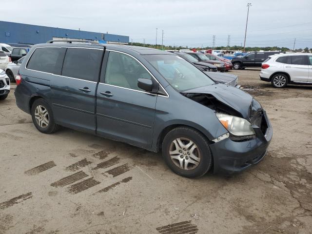 Photo 3 VIN: 5FNRL38726B447828 - HONDA ODYSSEY EX 