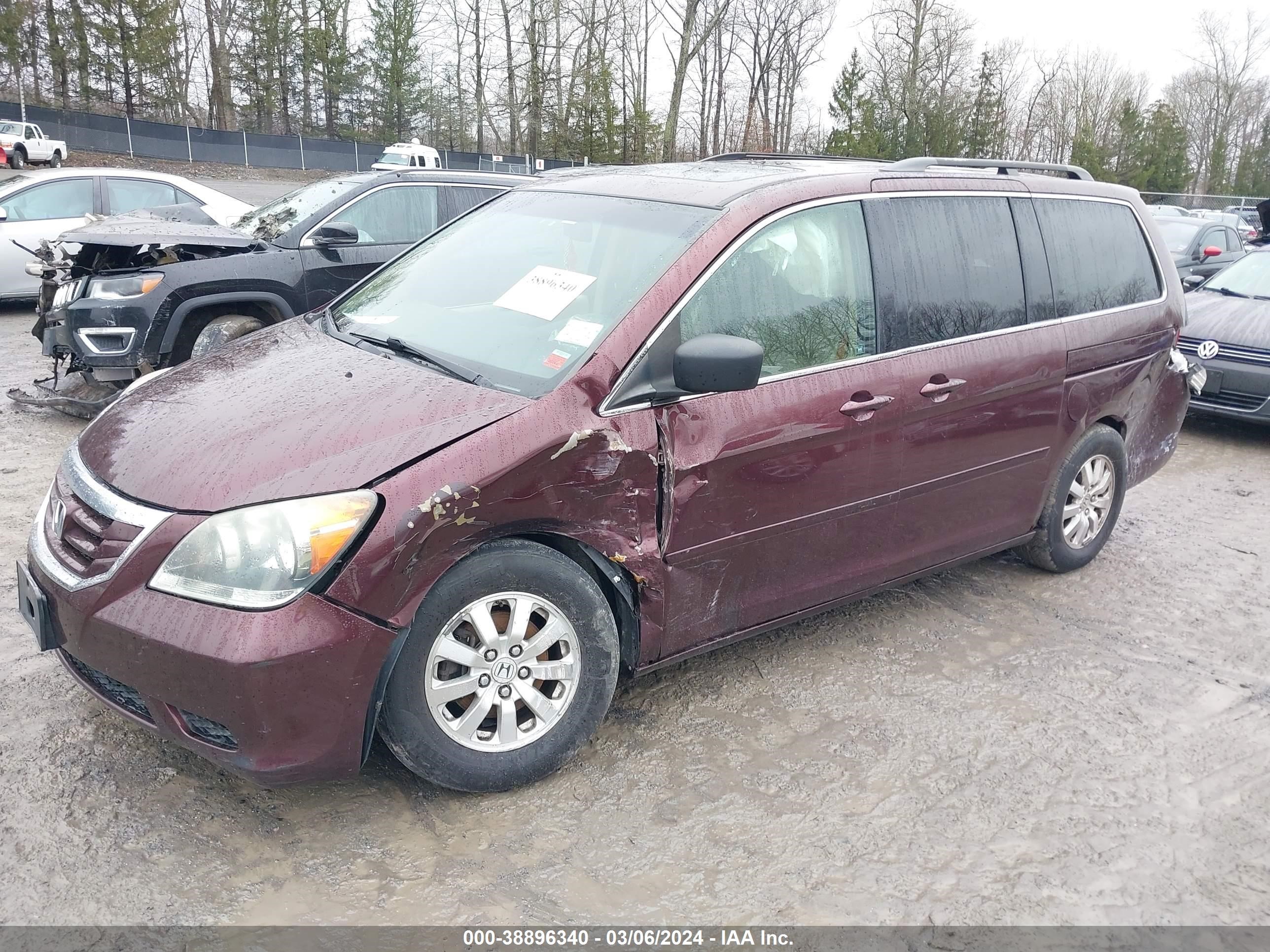 Photo 1 VIN: 5FNRL38728B077533 - HONDA ODYSSEY 