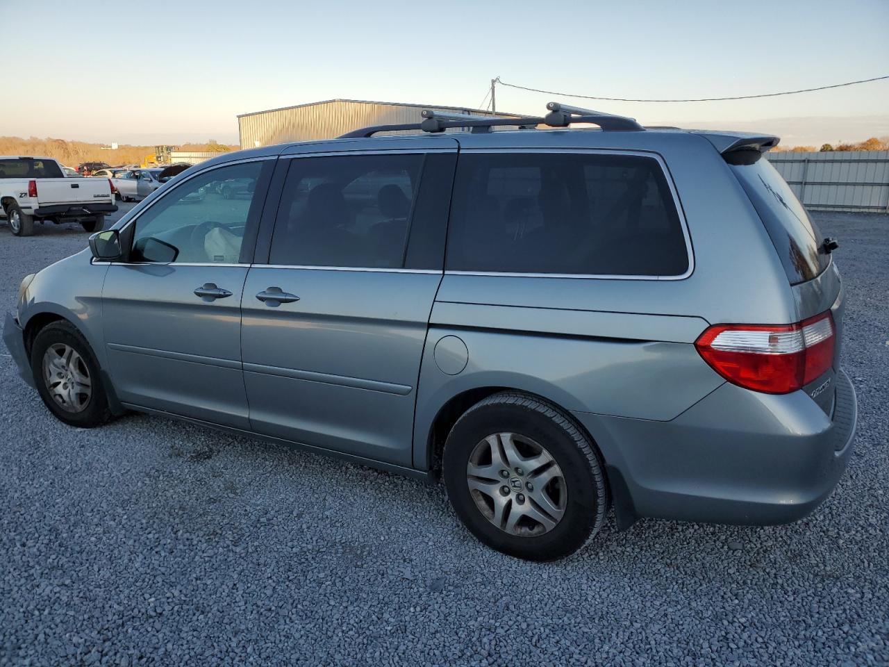 Photo 1 VIN: 5FNRL38736B061659 - HONDA ODYSSEY 