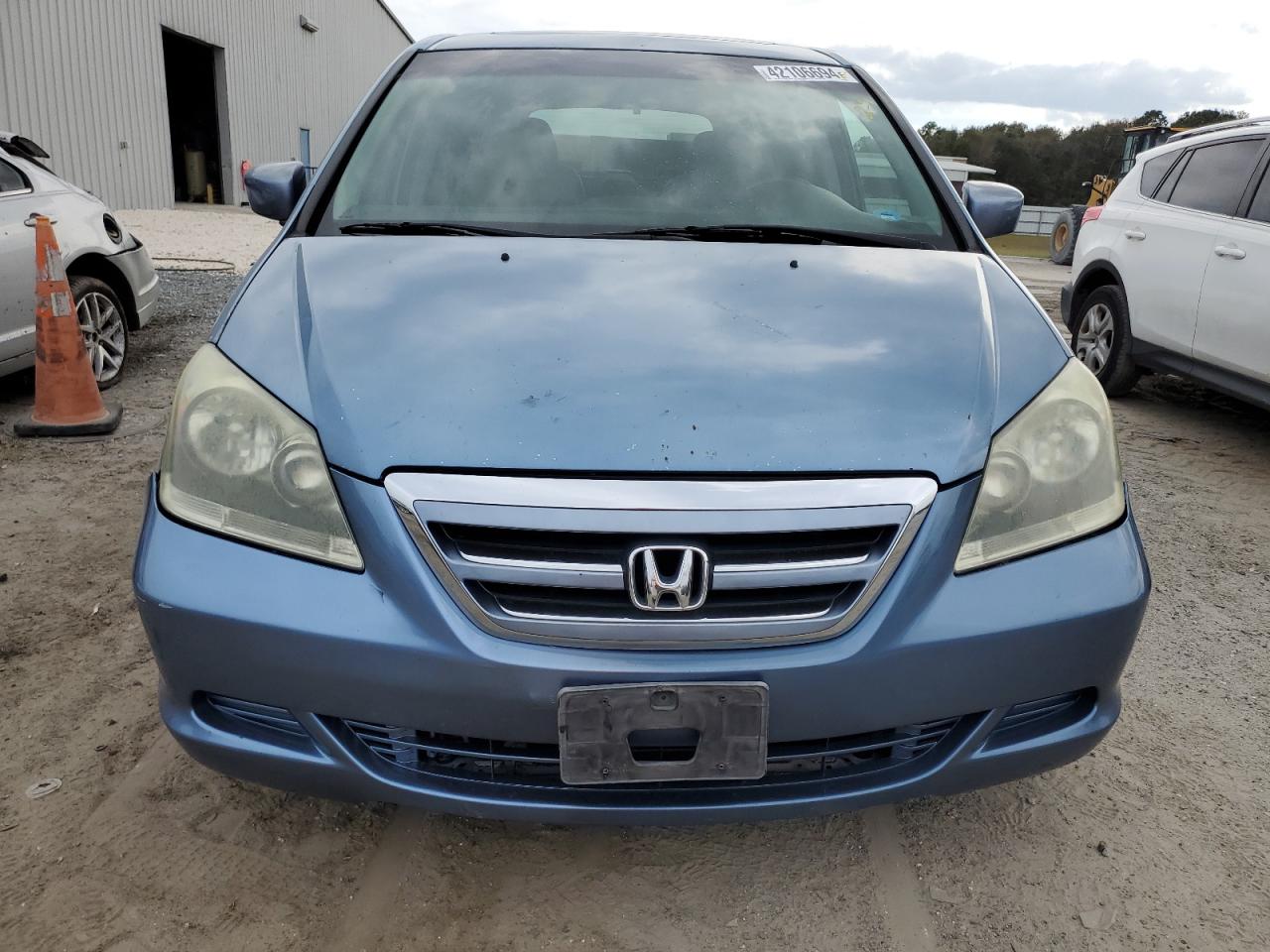 Photo 4 VIN: 5FNRL38737B048606 - HONDA ODYSSEY 