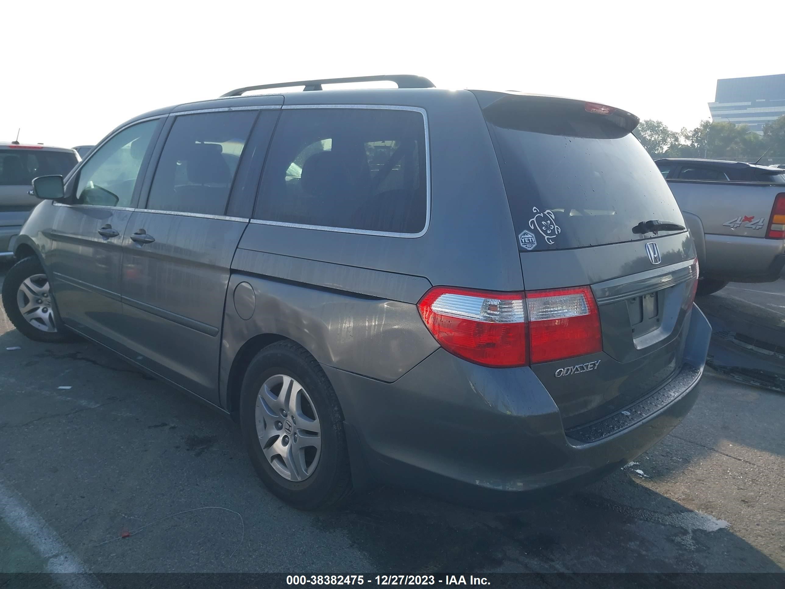 Photo 2 VIN: 5FNRL38737B080617 - HONDA ODYSSEY 