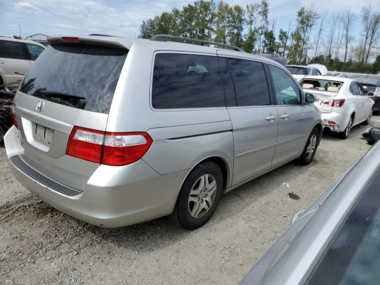 Photo 2 VIN: 5FNRL38737B416136 - HONDA ODYSSEY 