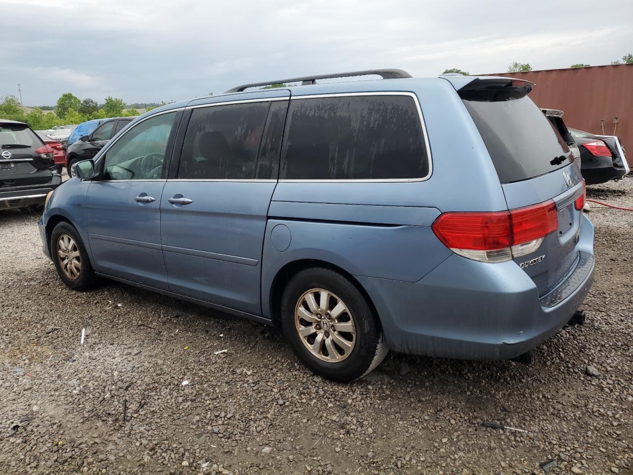 Photo 1 VIN: 5FNRL38738B010553 - HONDA ODYSSEY 