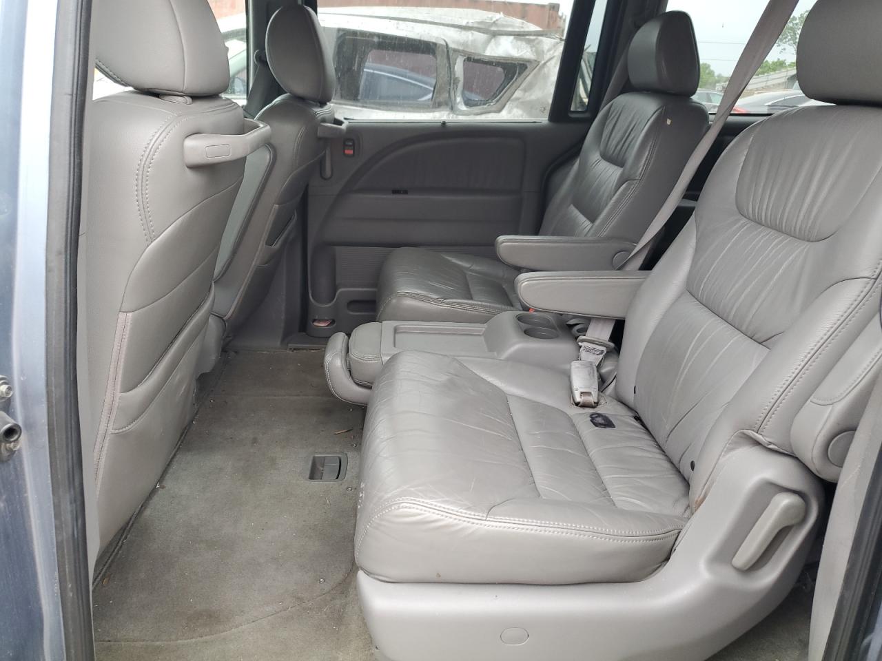 Photo 10 VIN: 5FNRL38738B010553 - HONDA ODYSSEY 