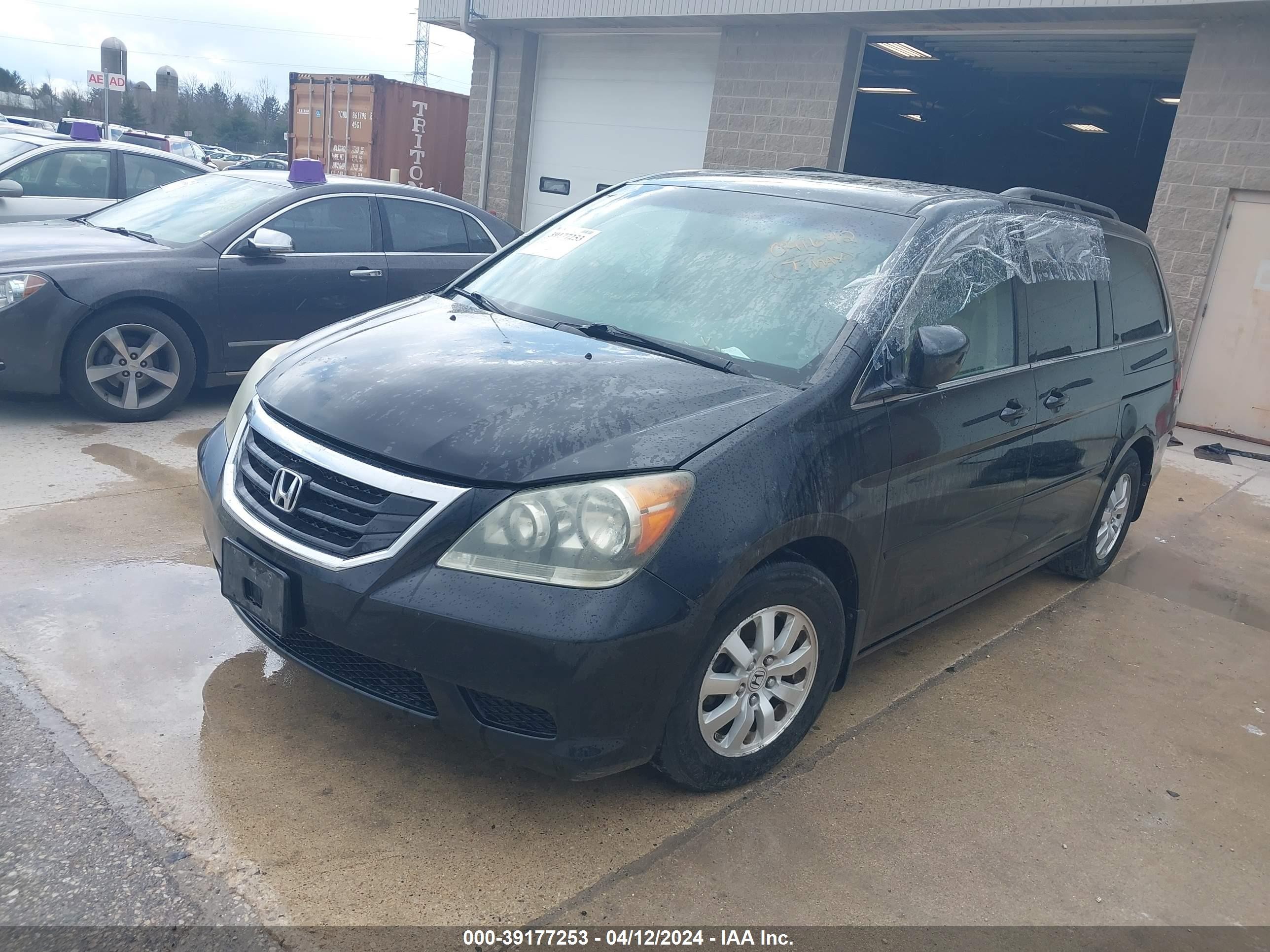 Photo 1 VIN: 5FNRL38738B041642 - HONDA ODYSSEY 