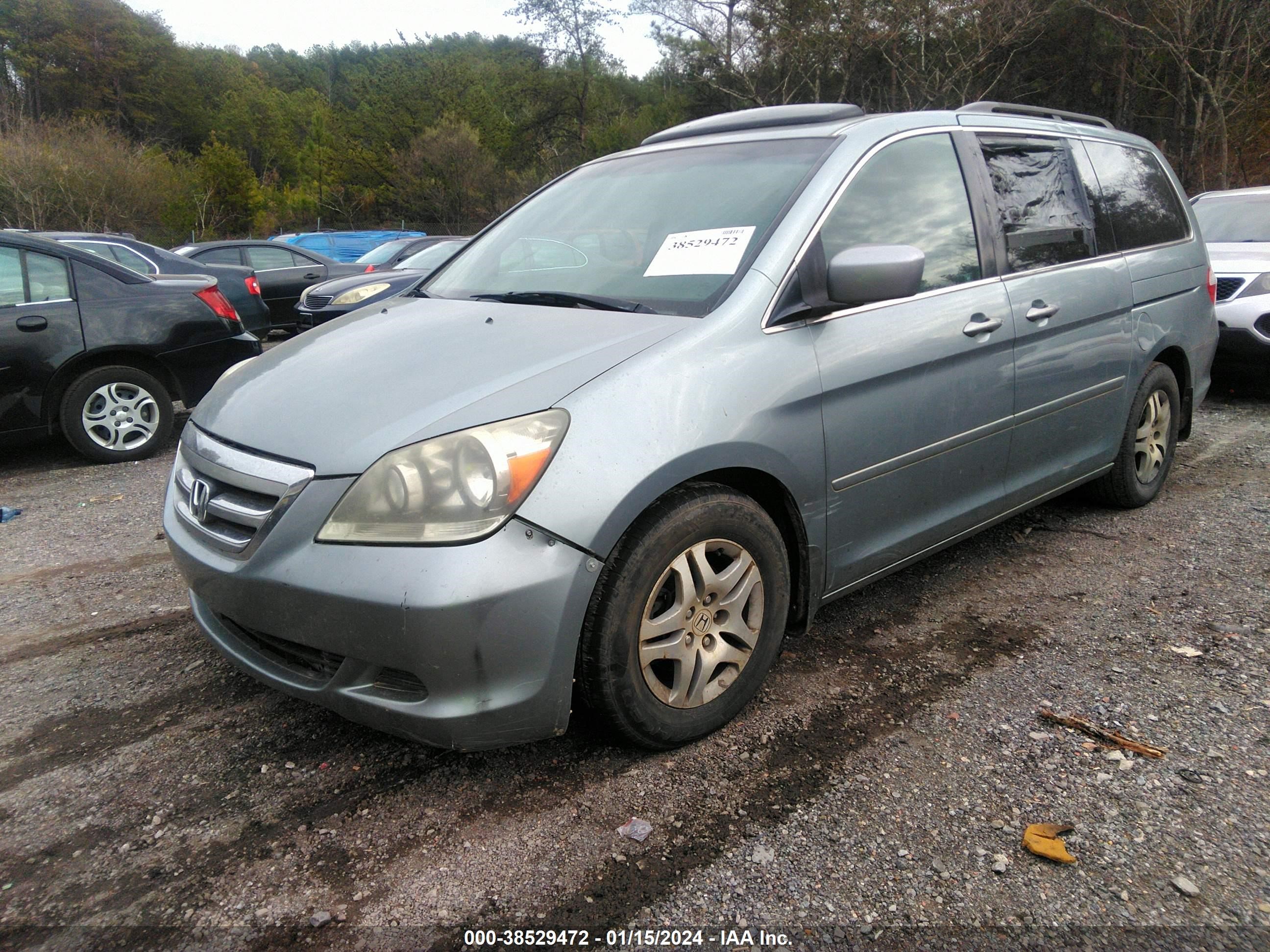 Photo 1 VIN: 5FNRL38747B012813 - HONDA ODYSSEY 