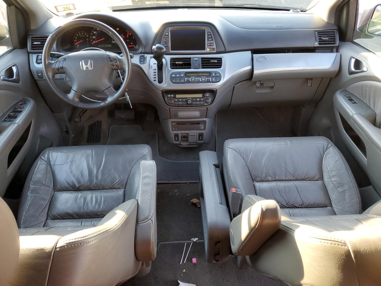 Photo 7 VIN: 5FNRL38749B017612 - HONDA ODYSSEY 