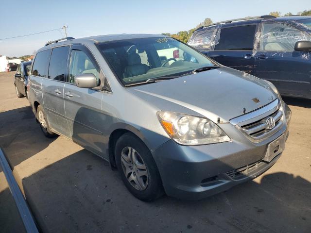 Photo 3 VIN: 5FNRL38755B100816 - HONDA ODYSSEY EX 