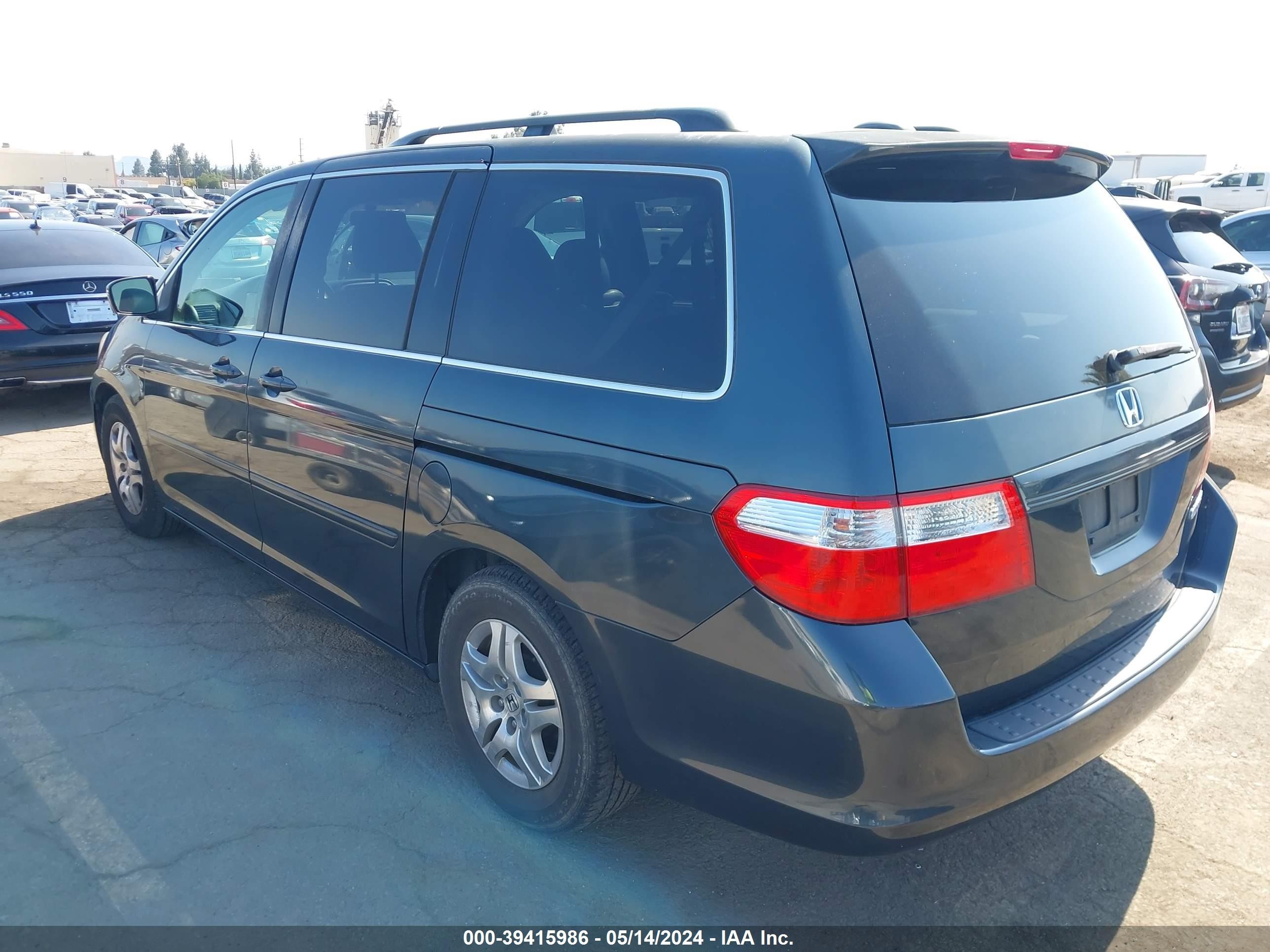 Photo 2 VIN: 5FNRL38756B029909 - HONDA ODYSSEY 