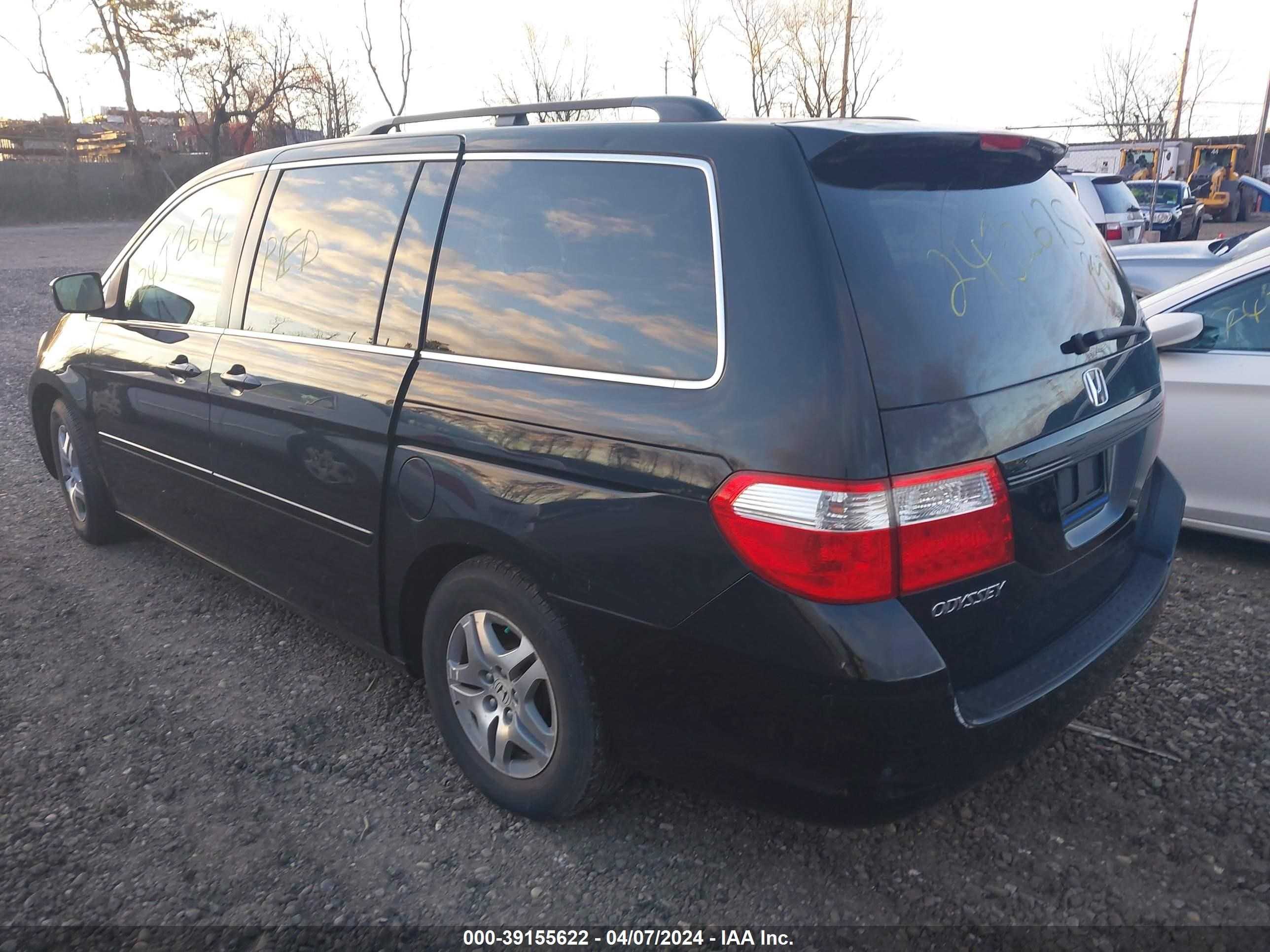 Photo 2 VIN: 5FNRL38757B026672 - HONDA ODYSSEY 