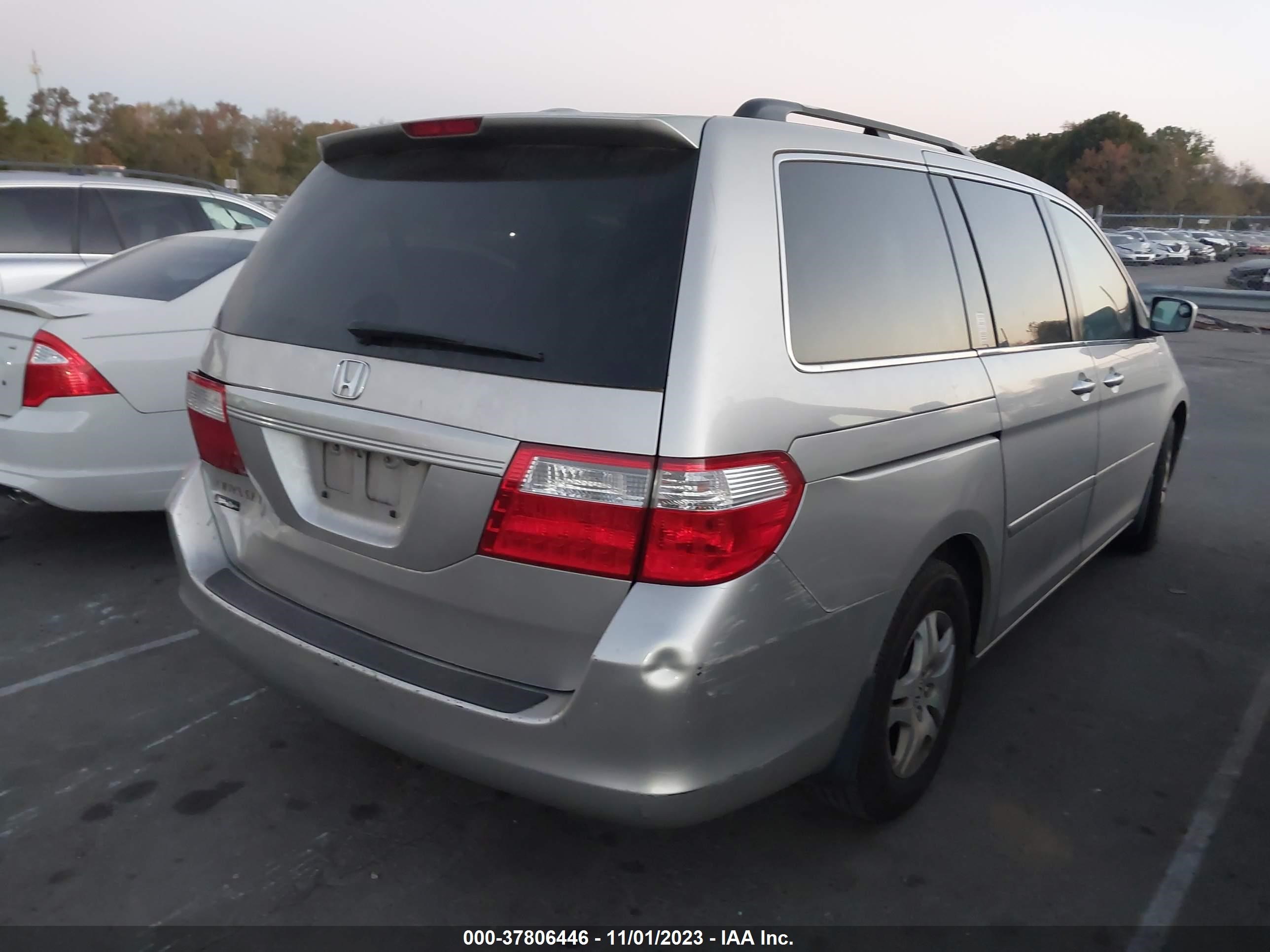 Photo 3 VIN: 5FNRL38757B083874 - HONDA ODYSSEY 