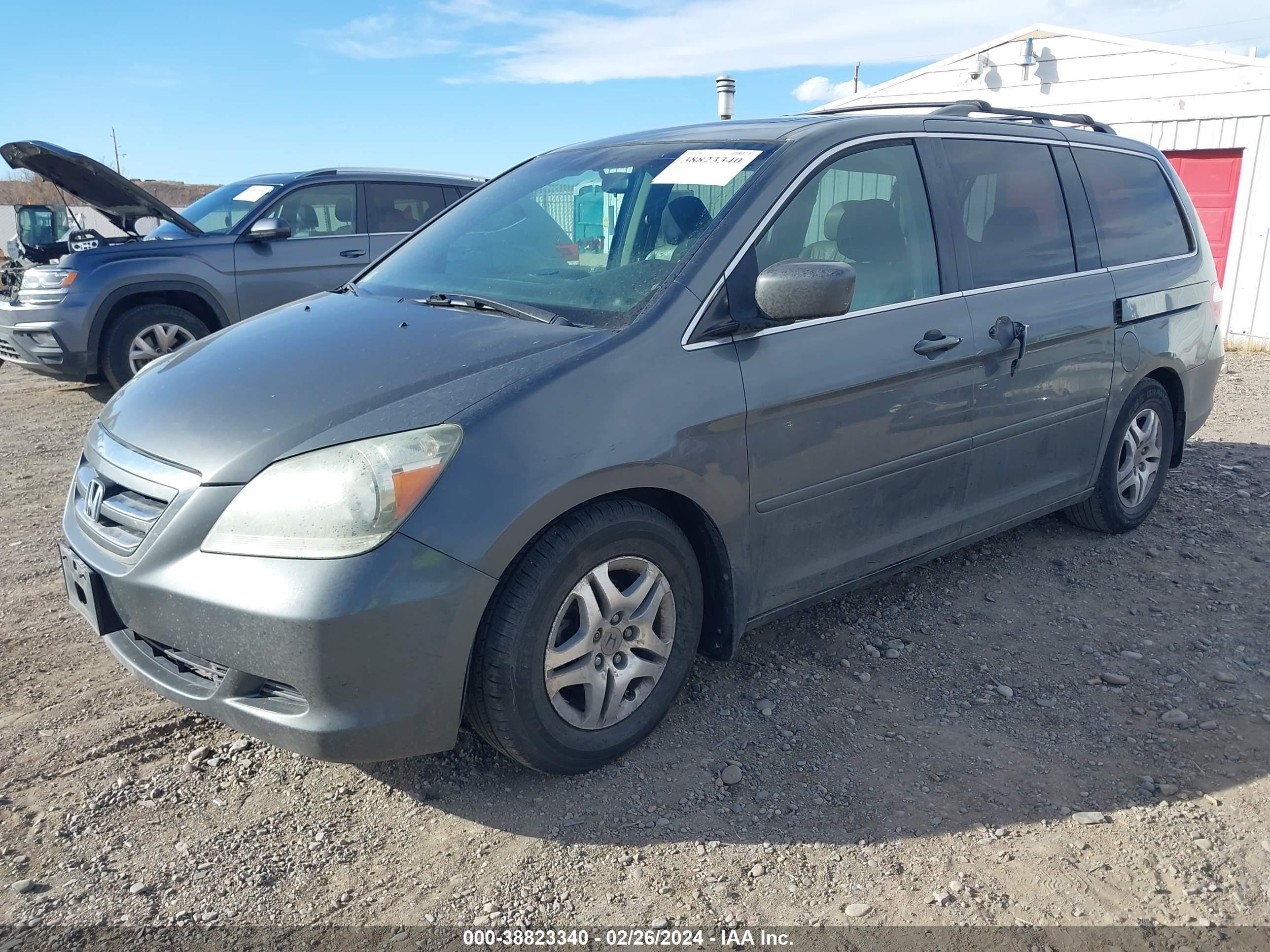 Photo 1 VIN: 5FNRL38757B102276 - HONDA ODYSSEY 