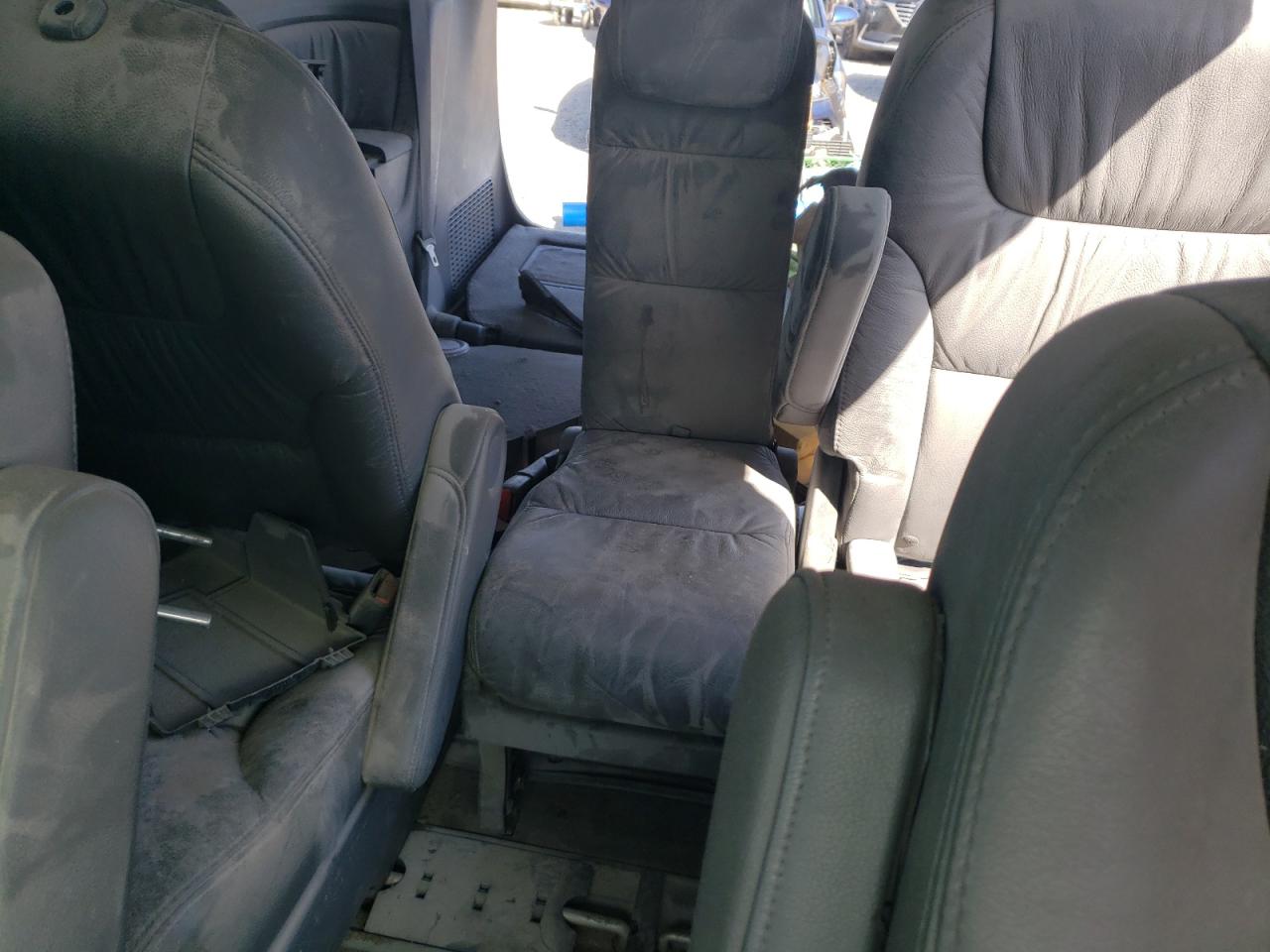 Photo 9 VIN: 5FNRL38757B105730 - HONDA ODYSSEY 