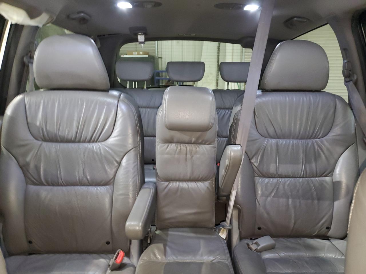 Photo 9 VIN: 5FNRL38759B026609 - HONDA ODYSSEY 