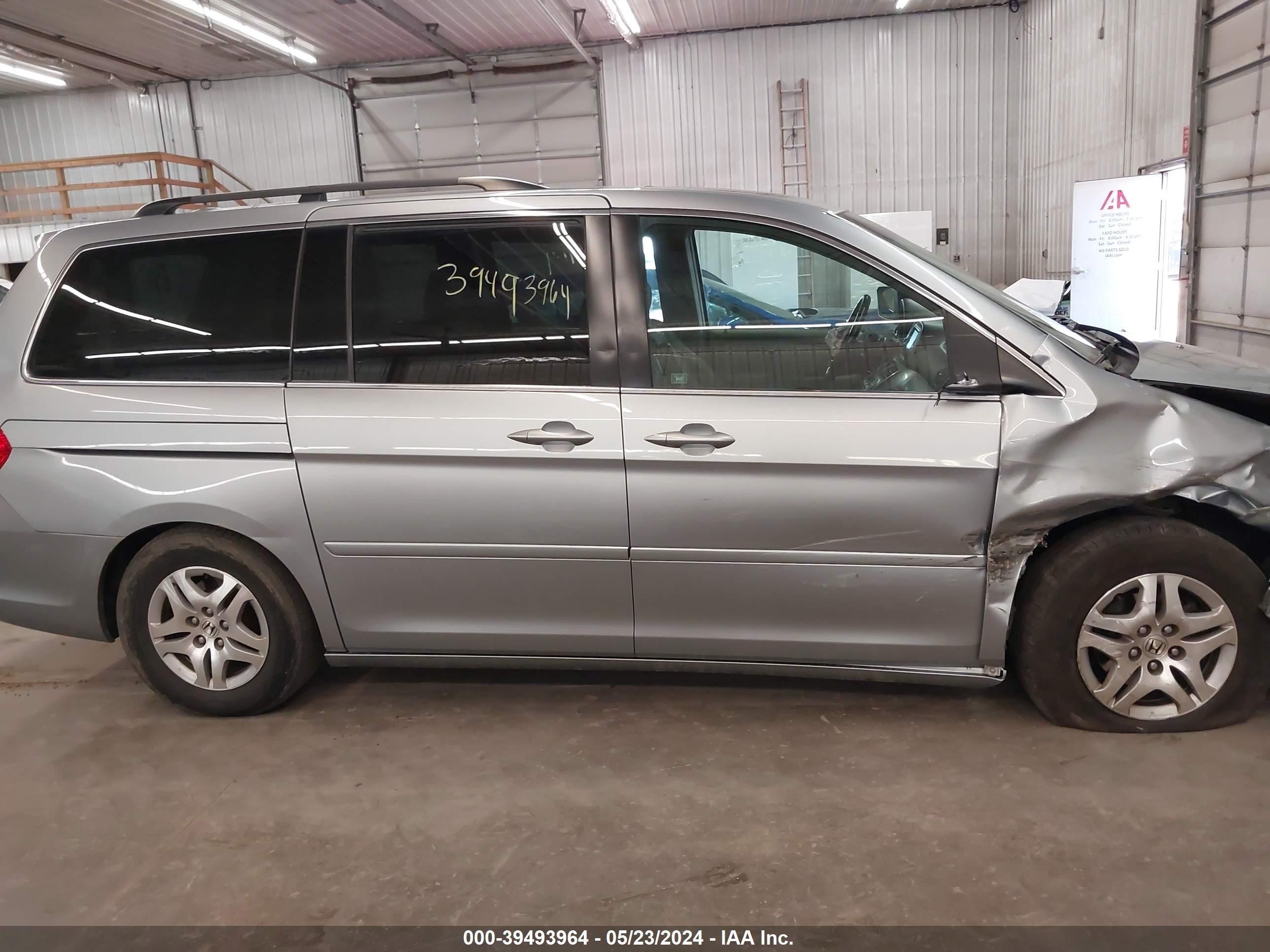 Photo 13 VIN: 5FNRL38766B111695 - HONDA ODYSSEY 