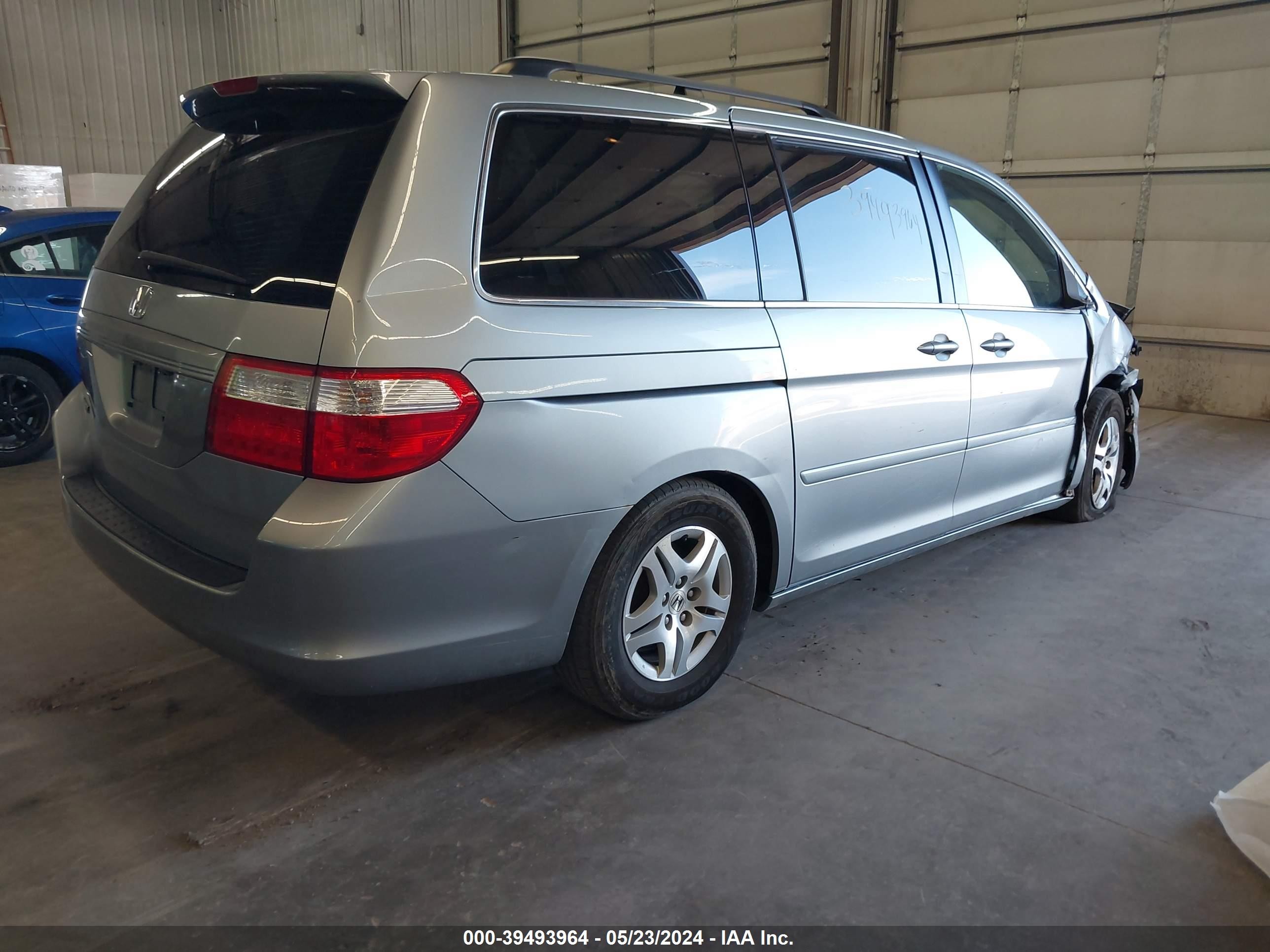 Photo 3 VIN: 5FNRL38766B111695 - HONDA ODYSSEY 