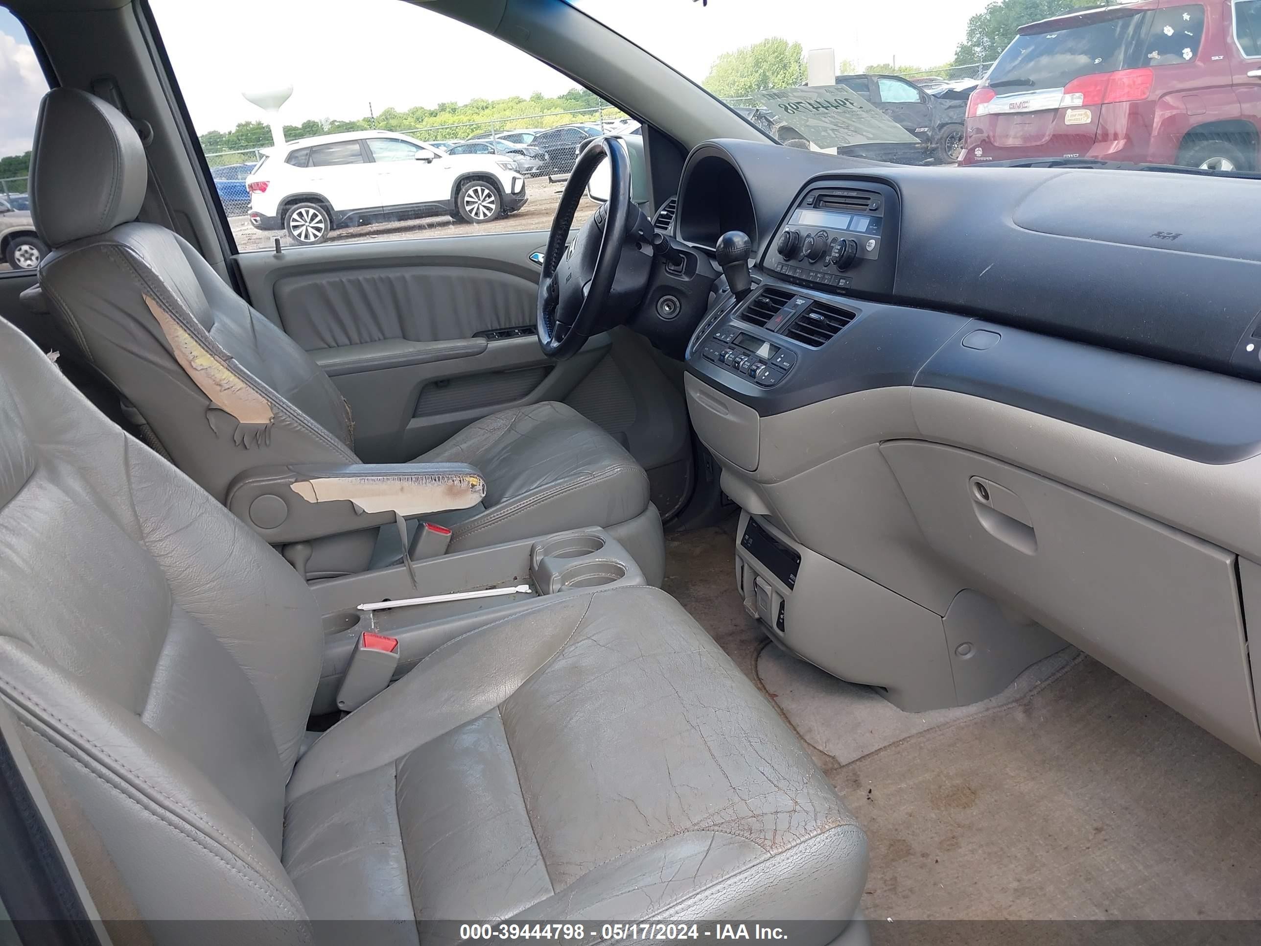 Photo 4 VIN: 5FNRL38767B048650 - HONDA ODYSSEY 