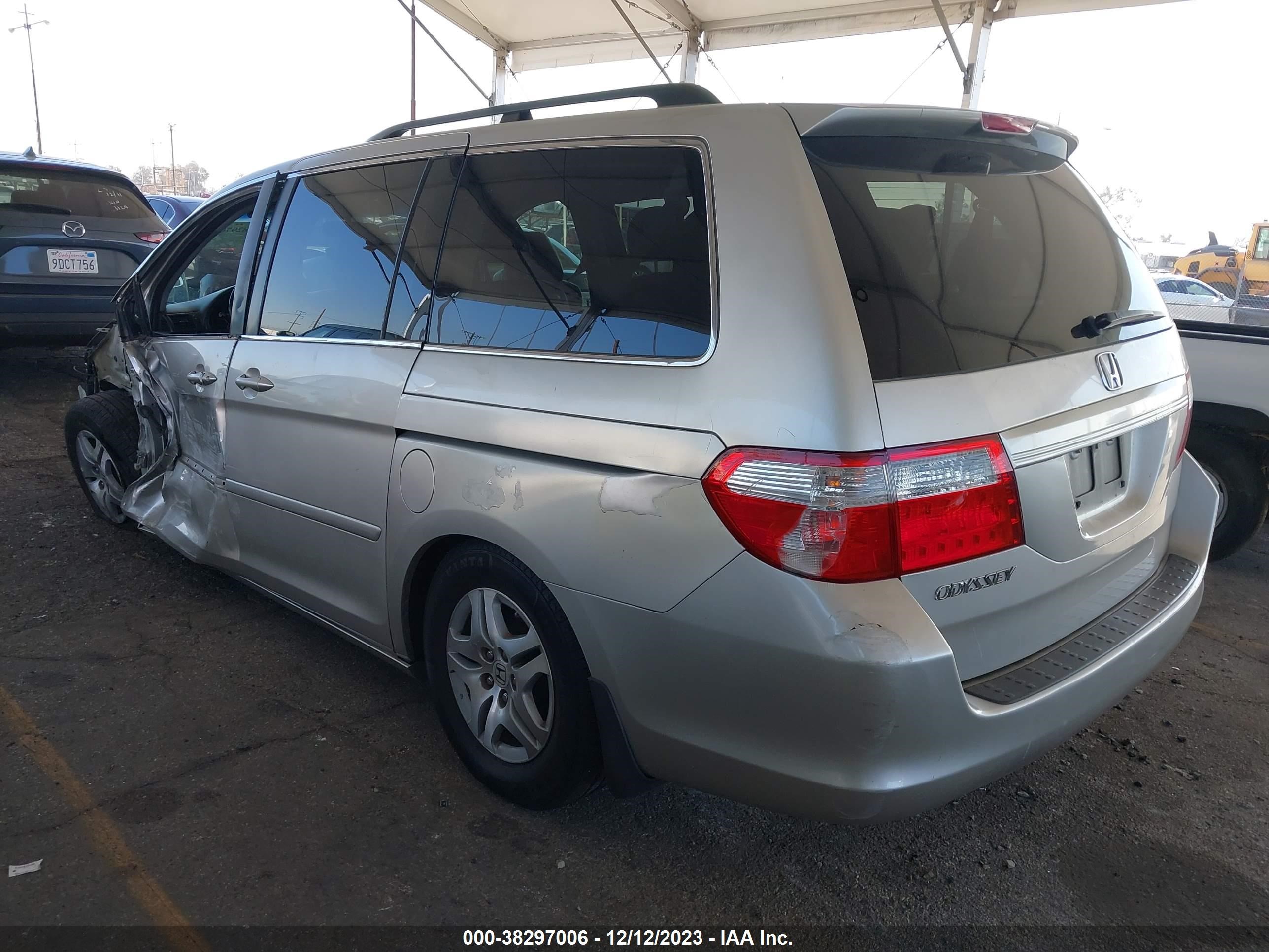 Photo 2 VIN: 5FNRL38767B454606 - HONDA ODYSSEY 