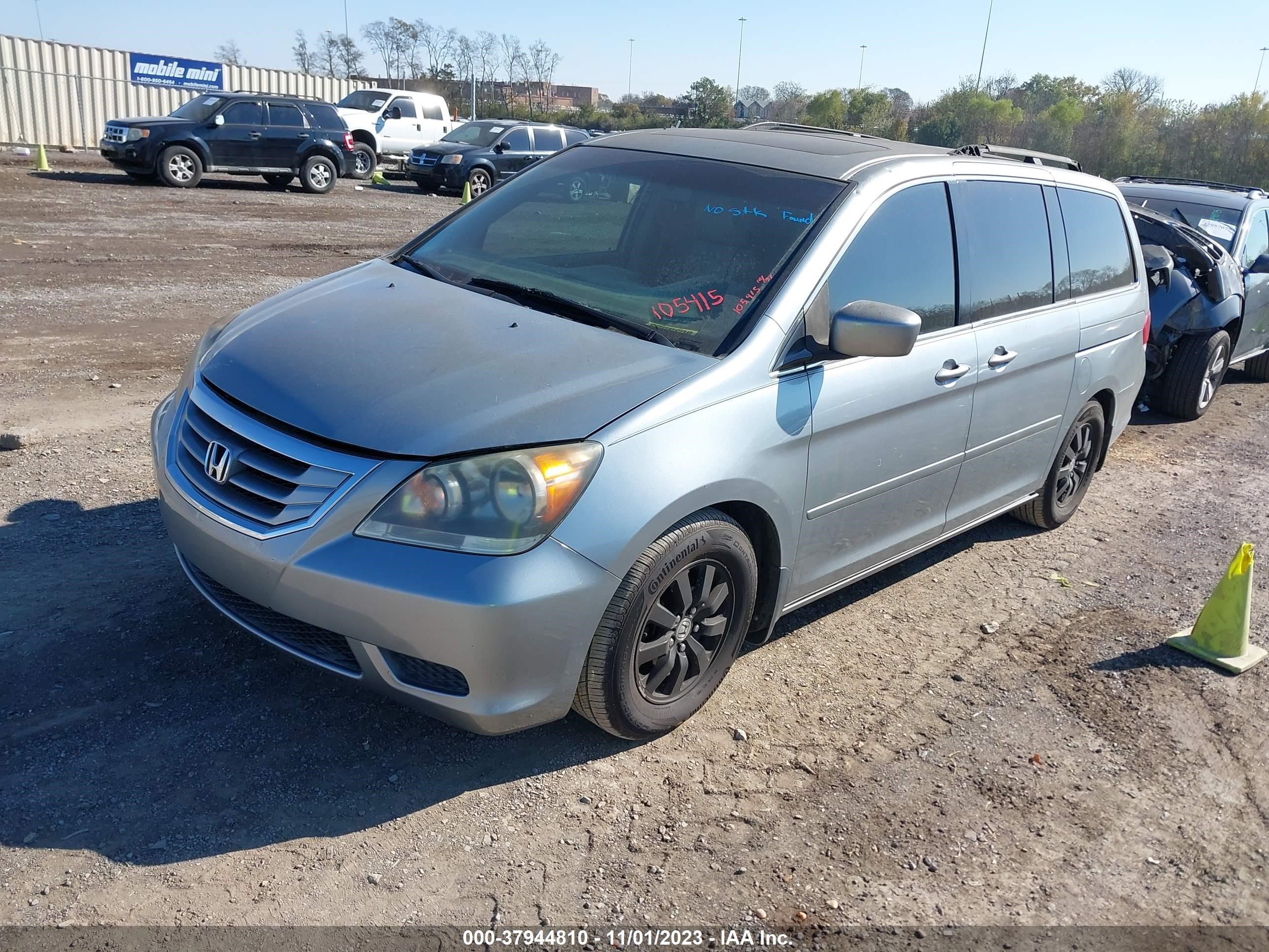 Photo 1 VIN: 5FNRL38768B105415 - HONDA ODYSSEY 