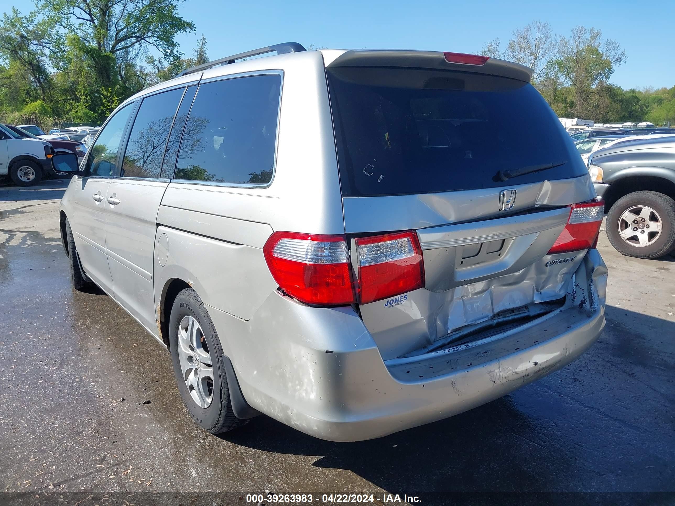 Photo 2 VIN: 5FNRL38775B125345 - HONDA ODYSSEY 