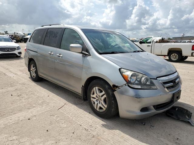 Photo 3 VIN: 5FNRL38776B018863 - HONDA ODYSSEY EX 