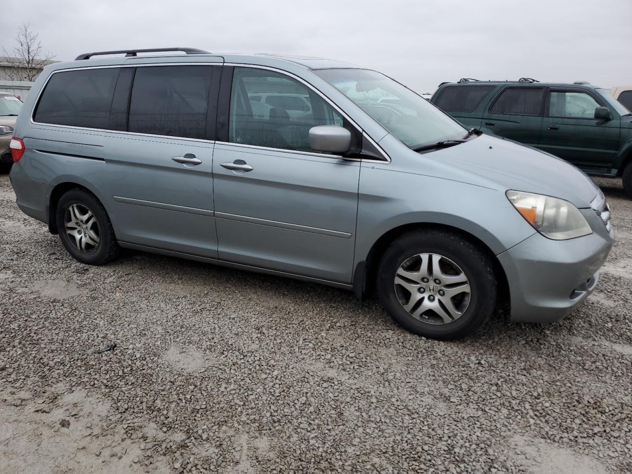 Photo 3 VIN: 5FNRL38777B030285 - HONDA ODYSSEY 