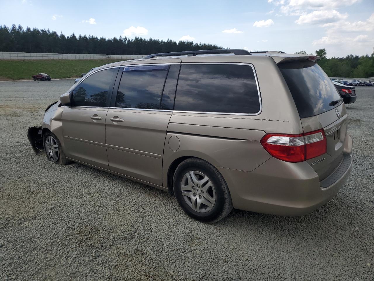 Photo 1 VIN: 5FNRL38777B107818 - HONDA ODYSSEY 