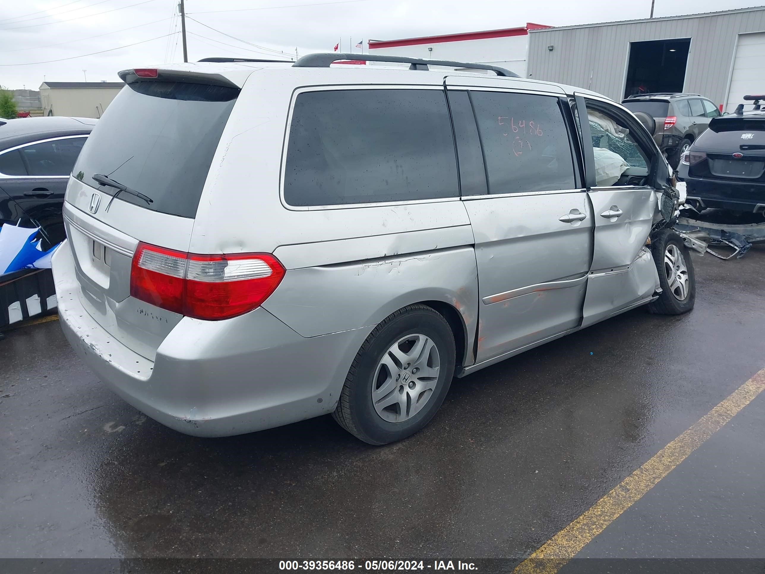 Photo 3 VIN: 5FNRL38777B407035 - HONDA ODYSSEY 