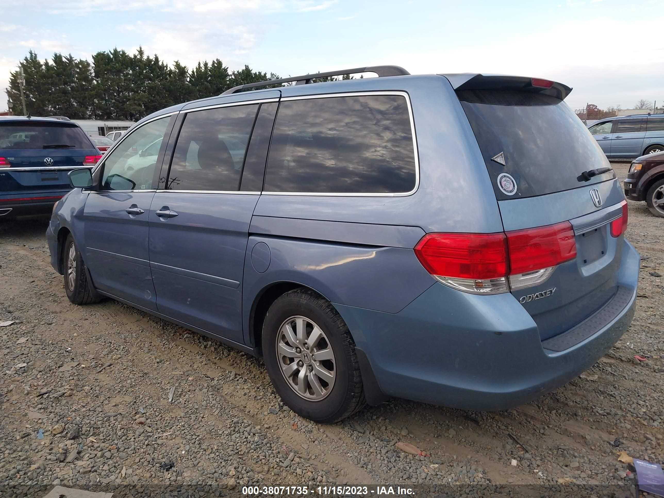 Photo 2 VIN: 5FNRL38778B014976 - HONDA ODYSSEY 