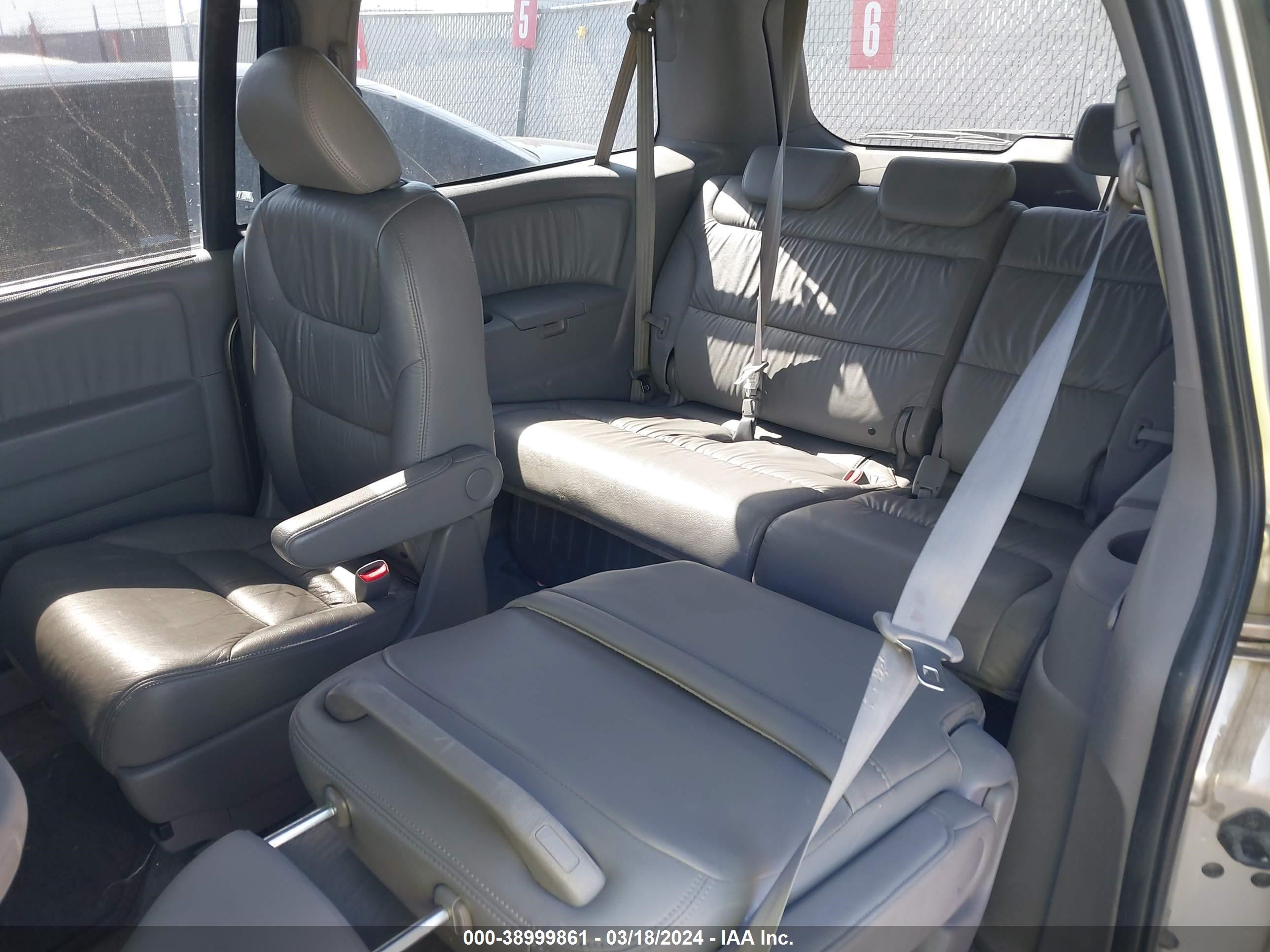 Photo 7 VIN: 5FNRL38778B031700 - HONDA ODYSSEY 