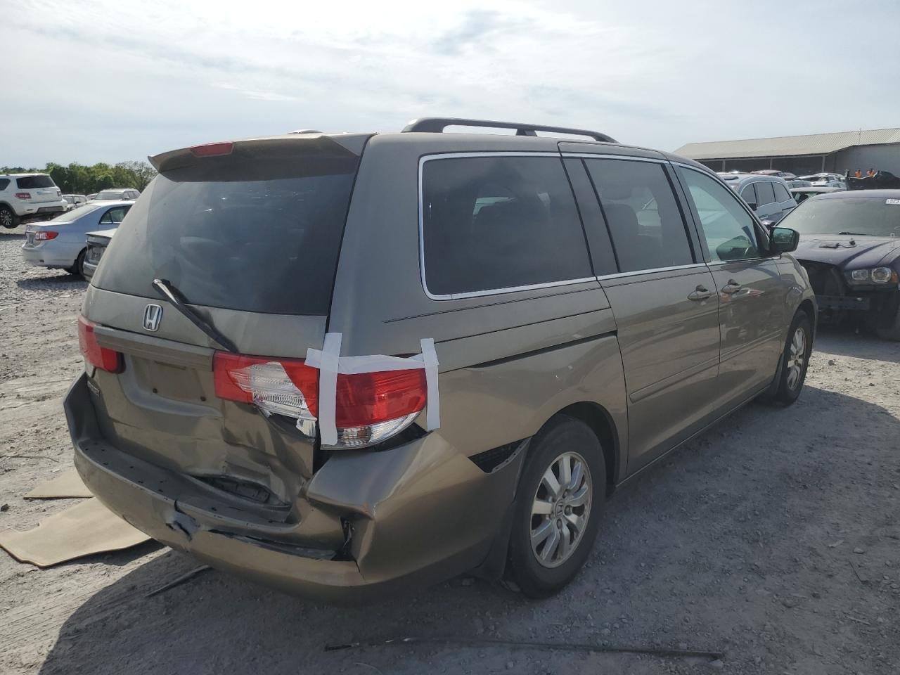 Photo 2 VIN: 5FNRL38778B033057 - HONDA ODYSSEY 