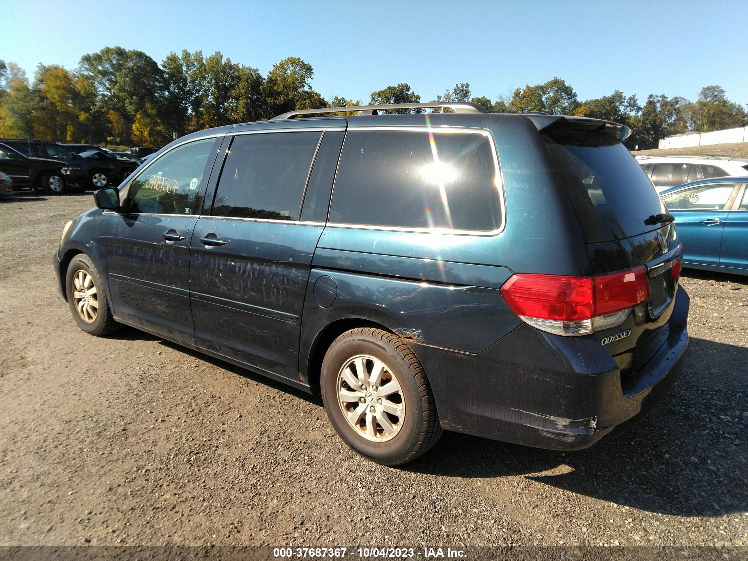 Photo 2 VIN: 5FNRL38779B010332 - HONDA ODYSSEY 