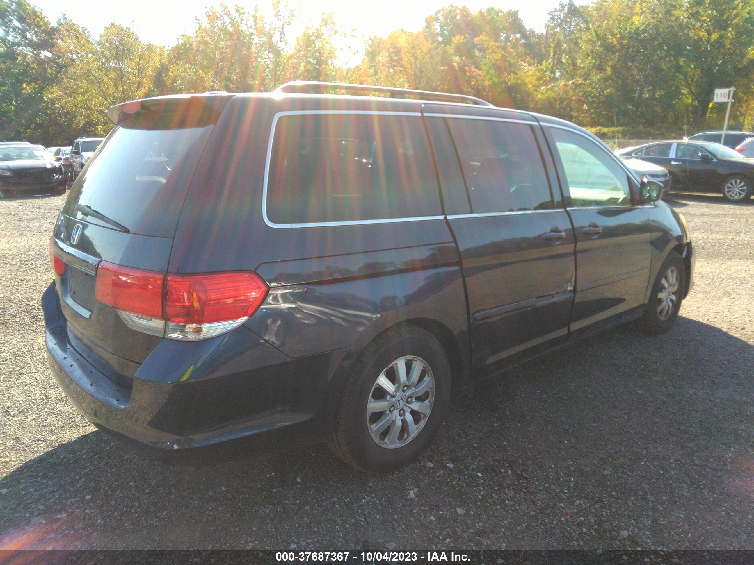 Photo 3 VIN: 5FNRL38779B010332 - HONDA ODYSSEY 