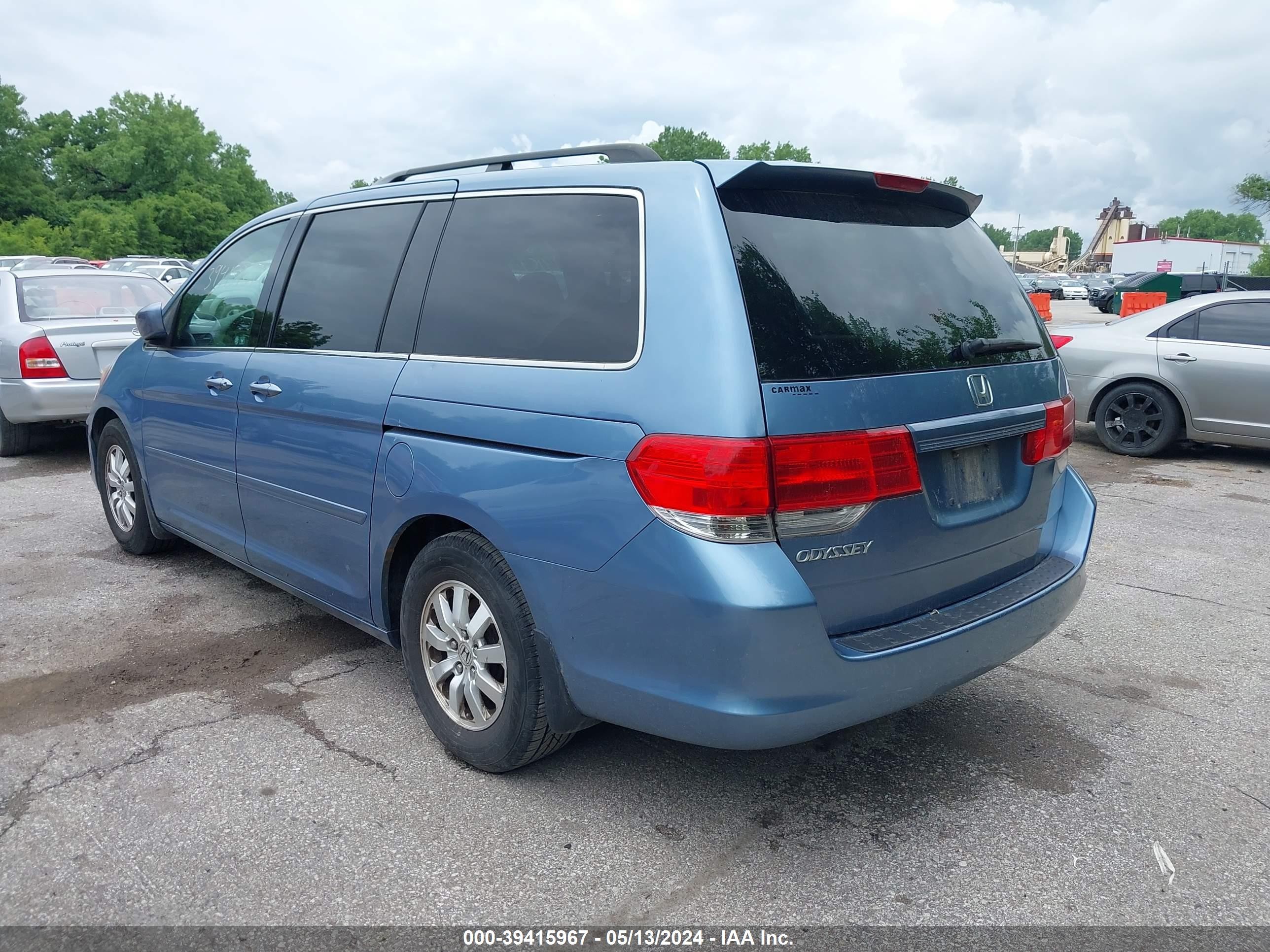 Photo 2 VIN: 5FNRL38779B016163 - HONDA ODYSSEY 